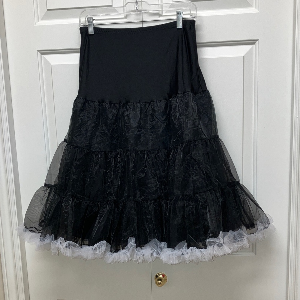 Petticoat crinoline, spandex drop waist, 3 tier ruffle, 3 layers, black, white